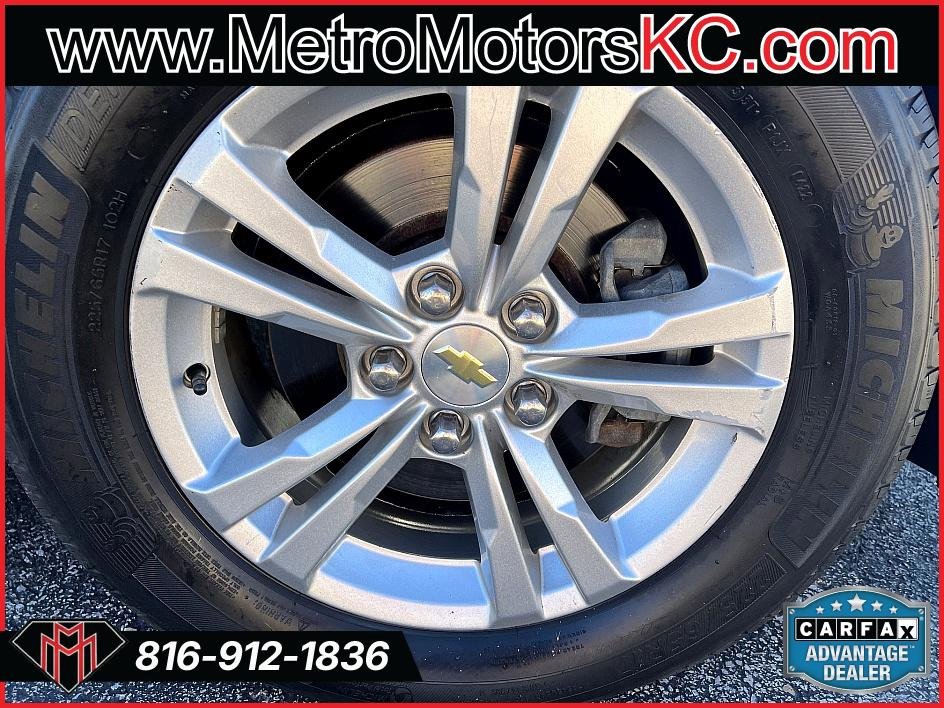 Used 2010 Chevrolet Equinox LS FWD image 18