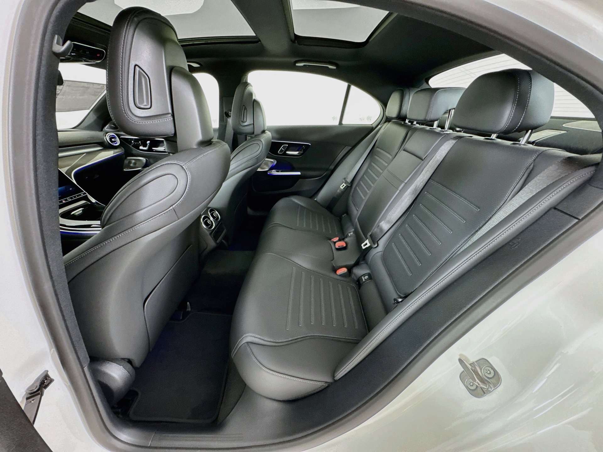 New 2027 Mercedes-Benz C 300 Sedan image 27