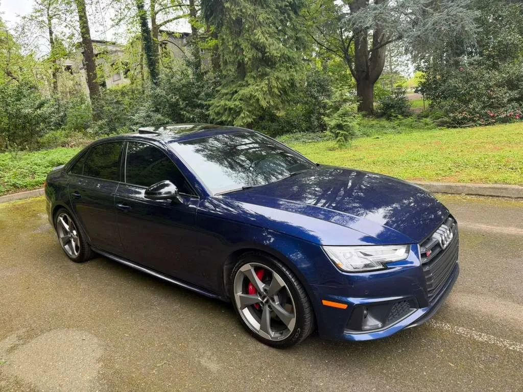 Used 2019 Audi S4 Prestige w/ Prestige Package AWD/4WD image 3