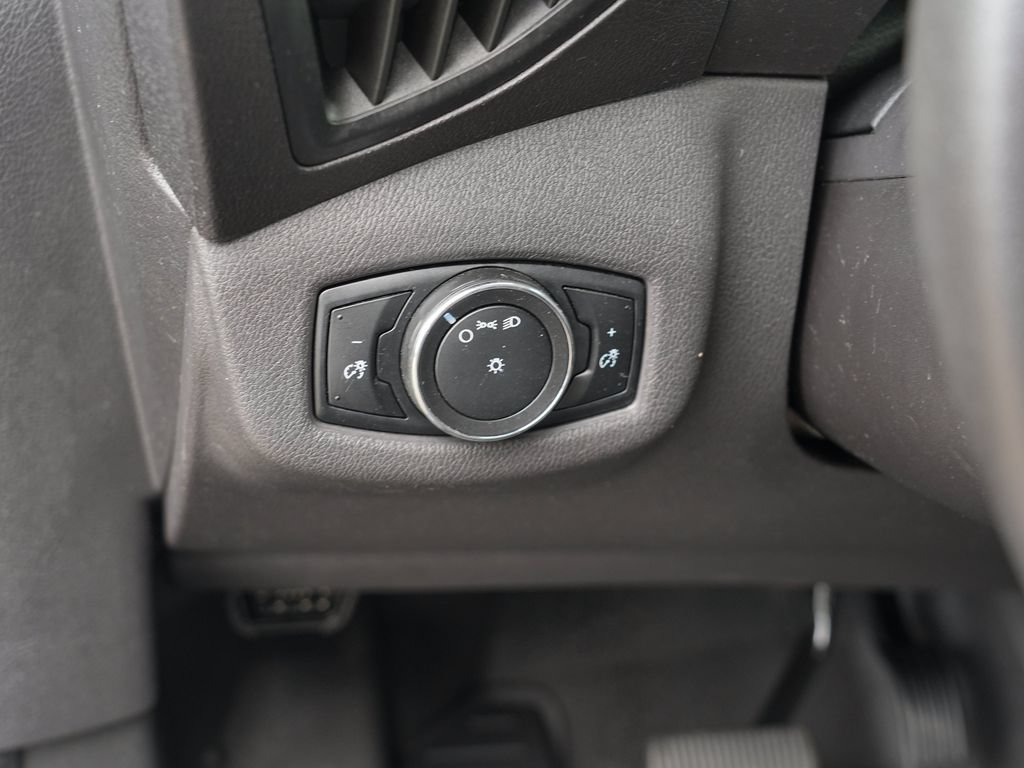 Used 2017 Ford Transit Connect XL FWD image 18