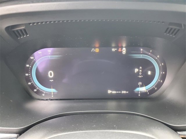 Certified 2023 Volvo XC60 B5 Ultimate w/ Climate Package image 18