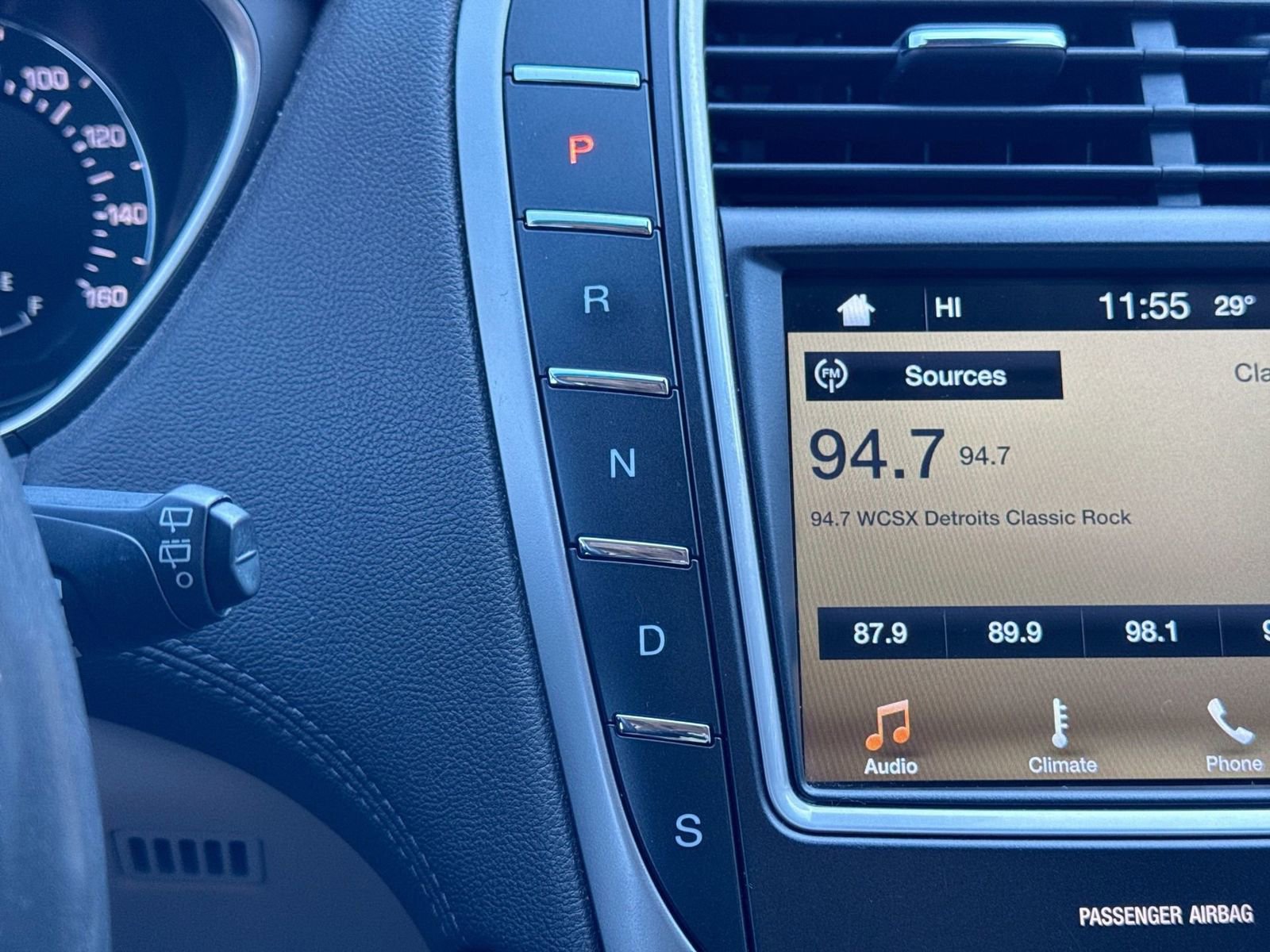 Used 2016 Lincoln MKX Select w/ Climate Package image 33