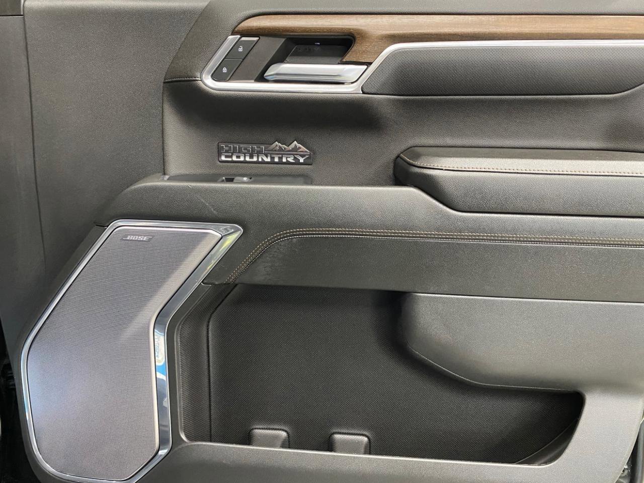 Used 2023 Chevrolet Silverado 1500 High Country w/ High Country Premium Package image 16