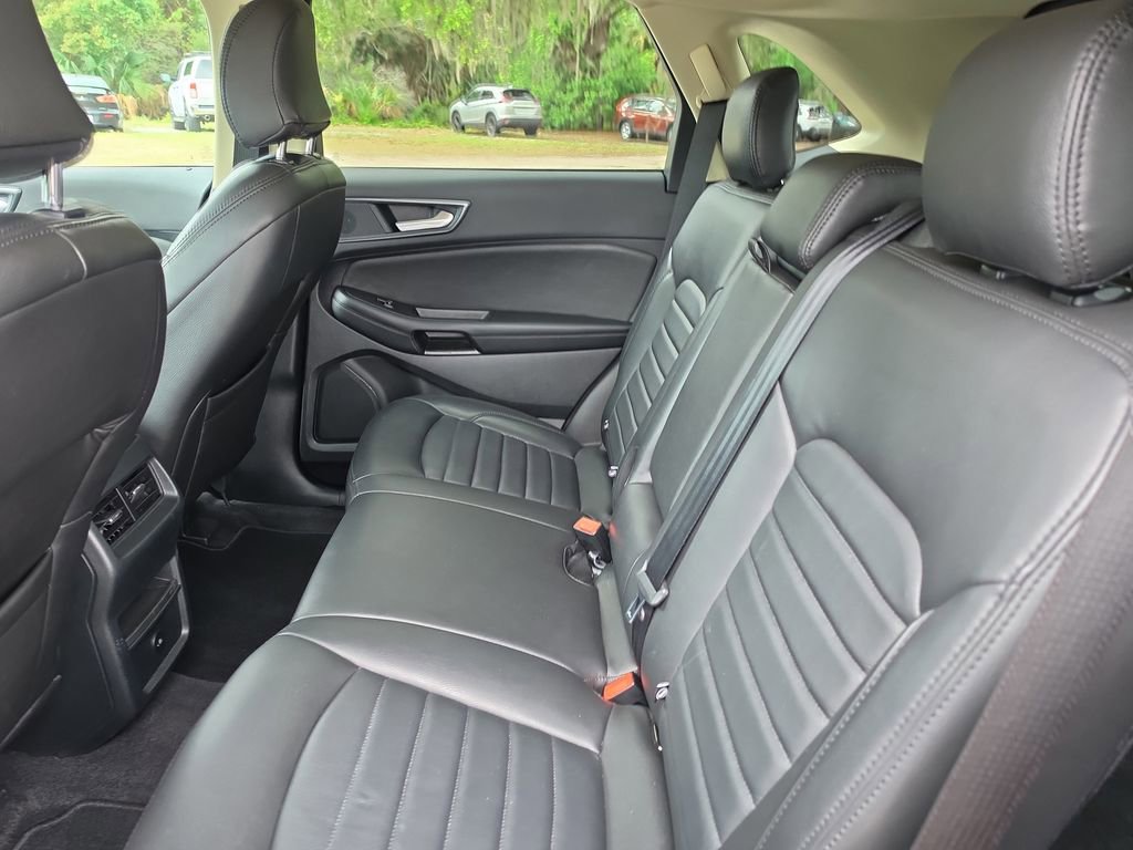 Used 2024 Ford Edge SE AWD/4WD image 13