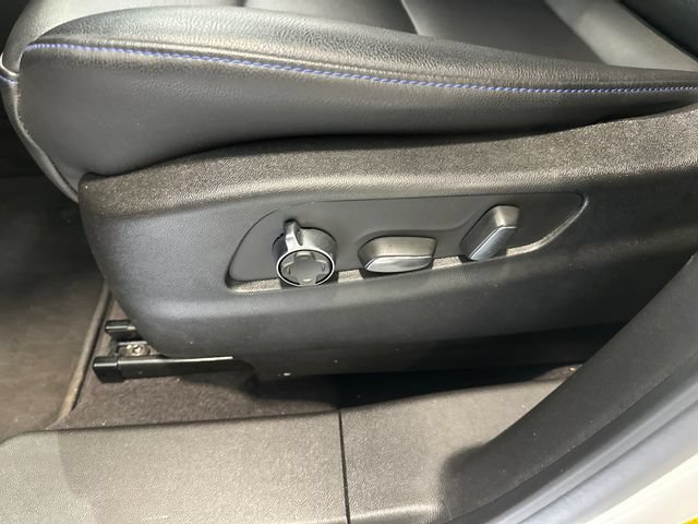 Certified 2024 Cadillac XT4 Sport AWD/4WD image 21