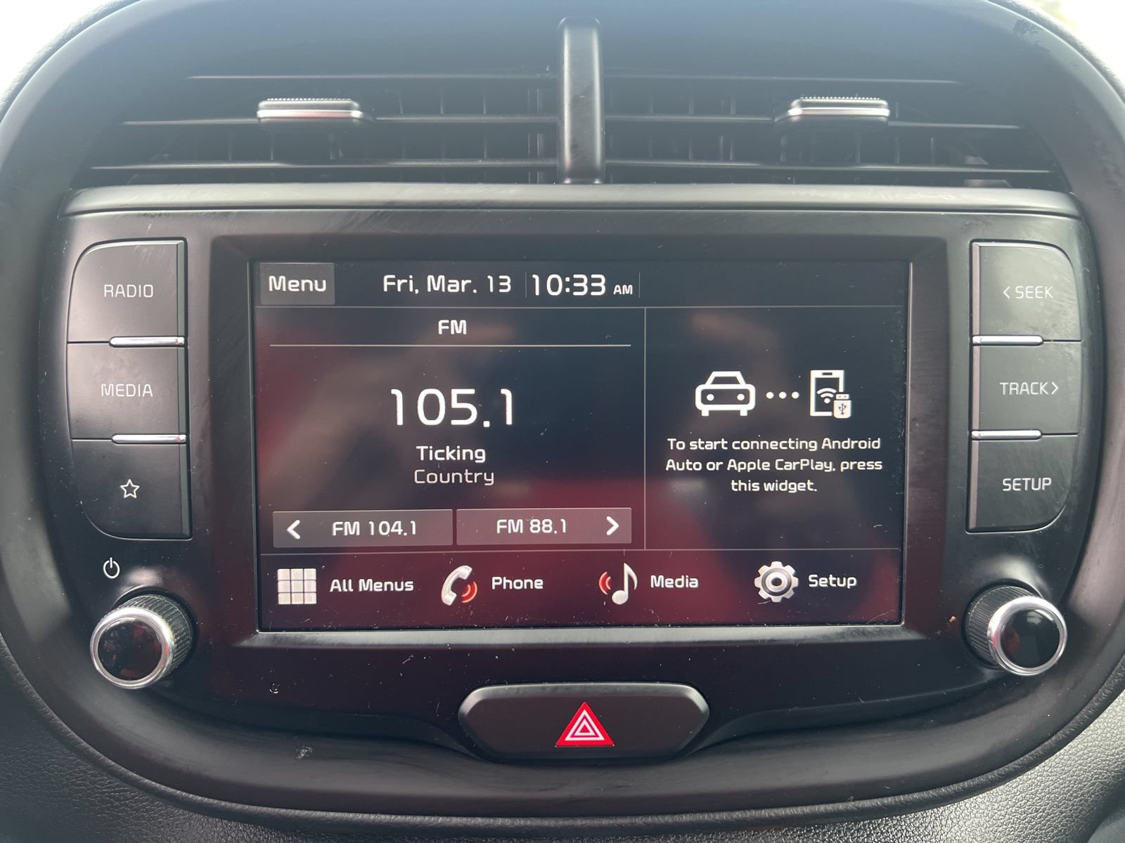 Used 2023 Kia Soul LX FWD image 16