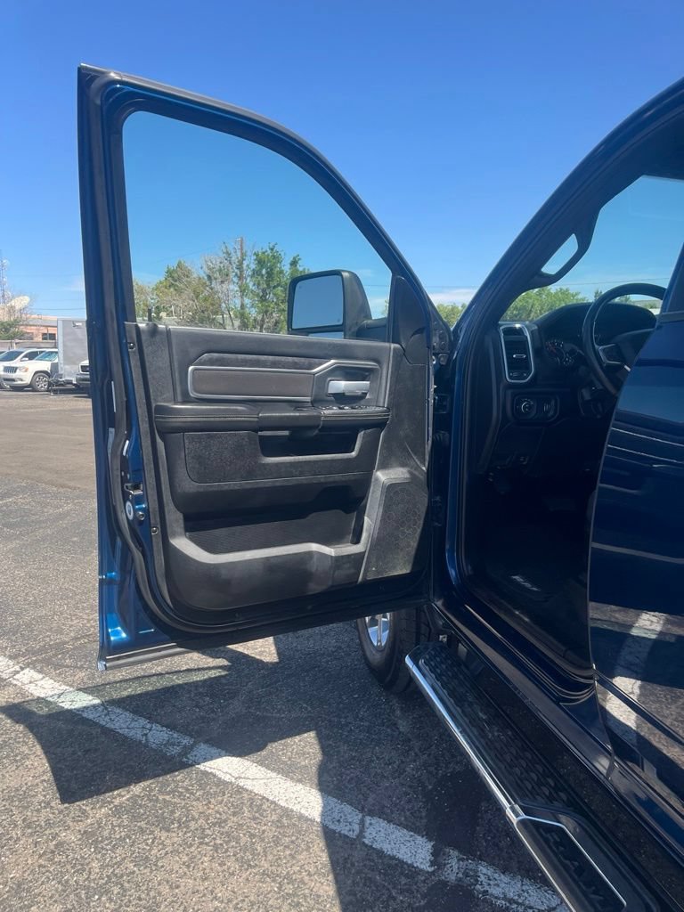 Used 2024 RAM 2500 Big Horn w/ Level 2 Equipment Group AWD/4WD image 5