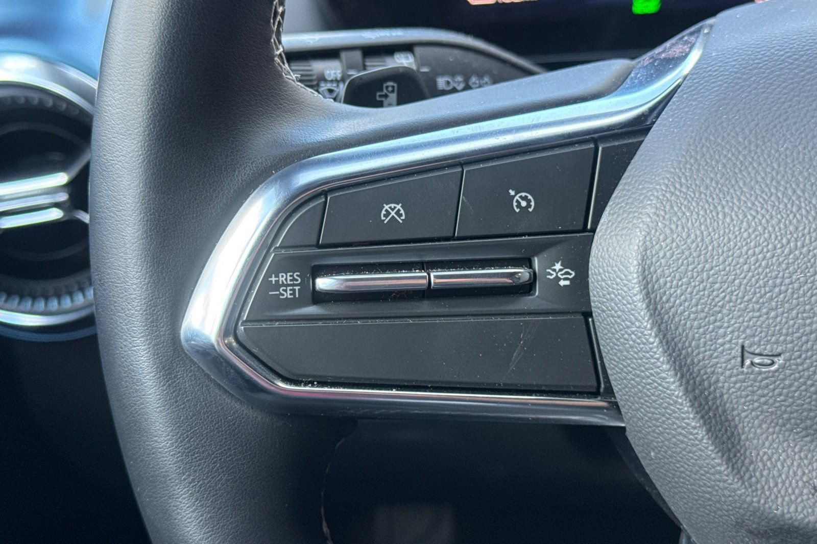 Used 2026 Chevrolet Equinox EV LT FWD image 35