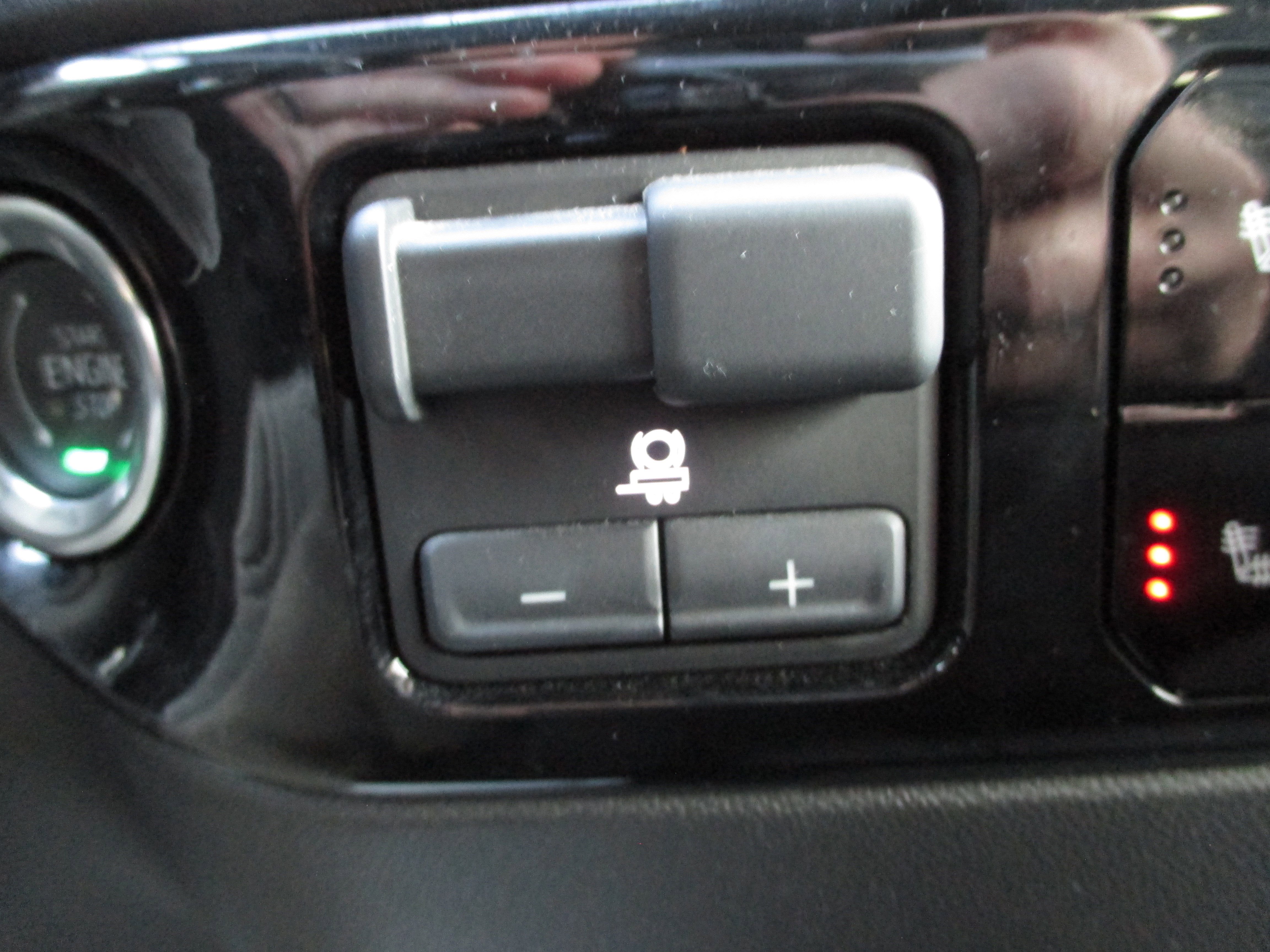 Used 2025 Chevrolet Silverado 2500 LT w/ Convenience Package image 18