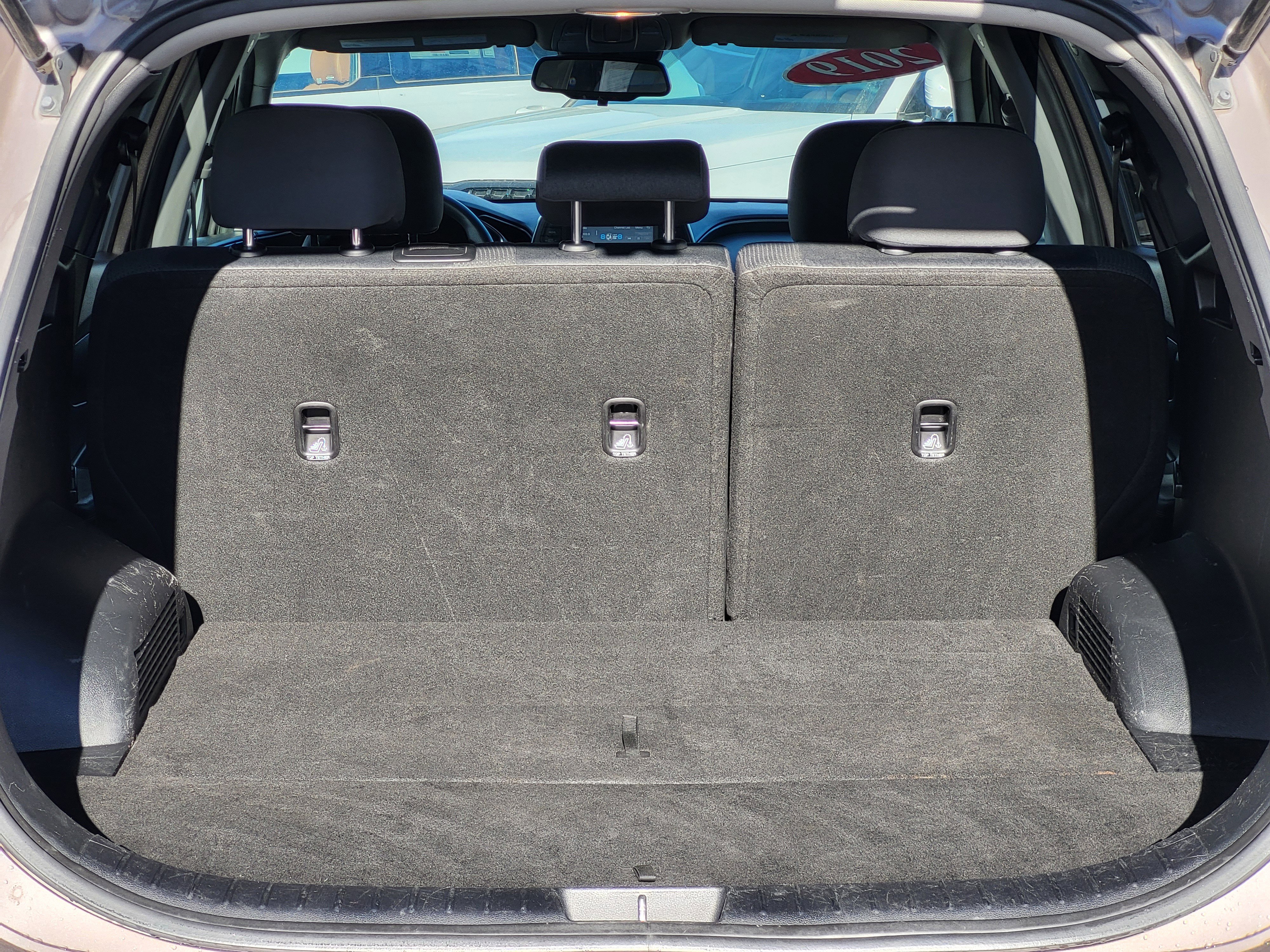 Used 2019 Hyundai Santa Fe SEL image 14