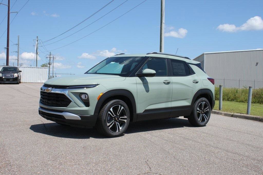 New 2026 Chevrolet TrailBlazer LT w/ Convenience Package image 2