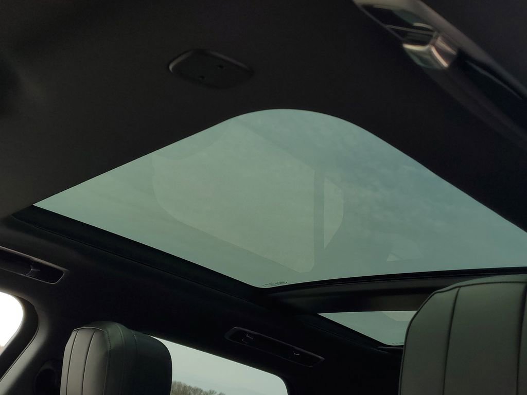 New 2026 Land Rover Range Rover Sport Dynamic SE AWD/4WD image 11