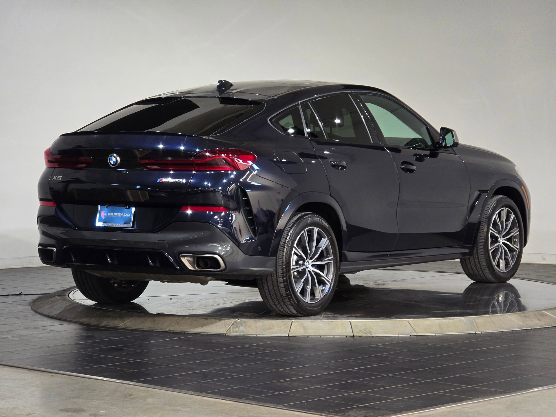 Used 2023 BMW X6 M50i w/ Parking Assistance Package image 14