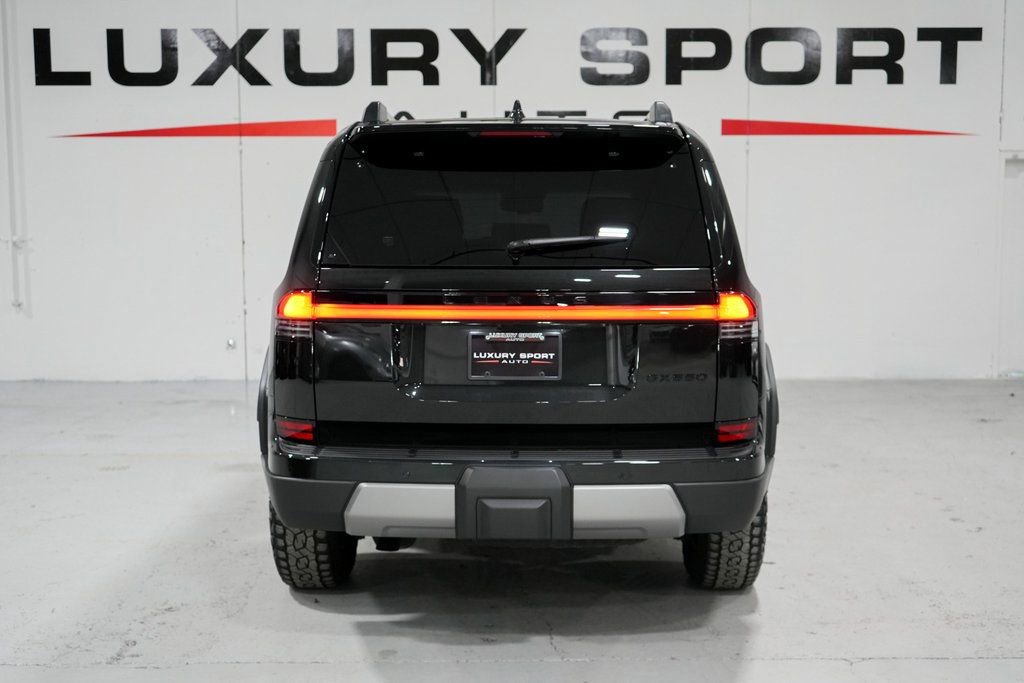Used 2024 Lexus GX 550 image 4