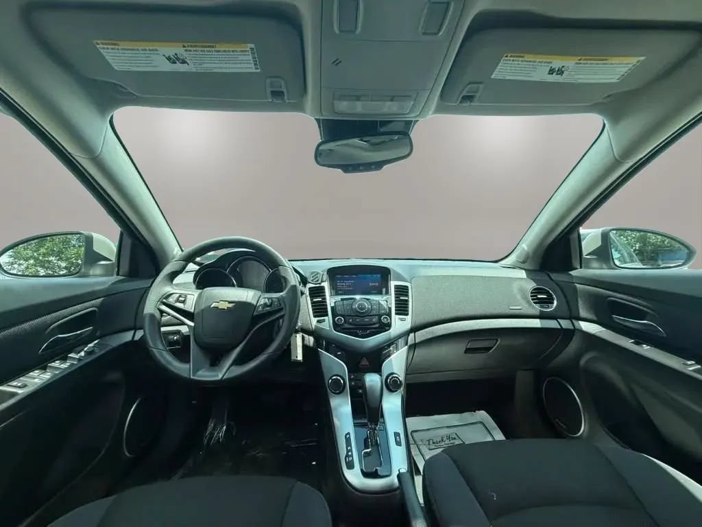 Used 2016 Chevrolet Cruze LT w/ Sun And Sound Package FWD image 16