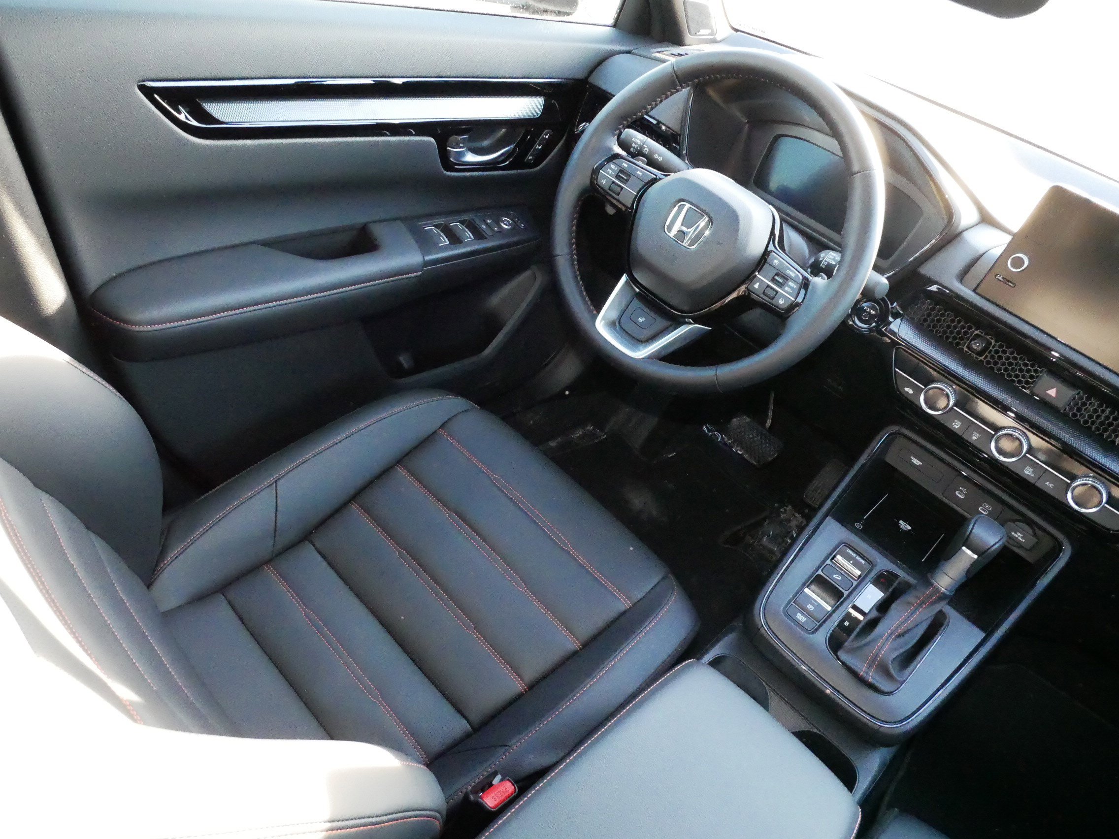 Certified 2026 Honda CR-V Sport Touring image 9