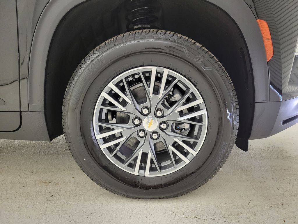 New 2026 Chevrolet Traverse LT w/ Driver Confidence Package image 21