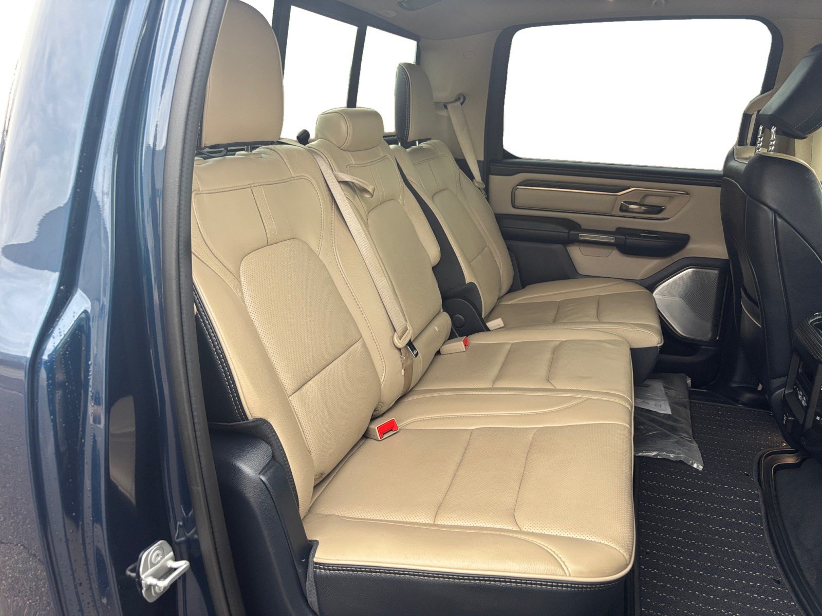 Used 2021 RAM 1500 Limited AWD/4WD image 18