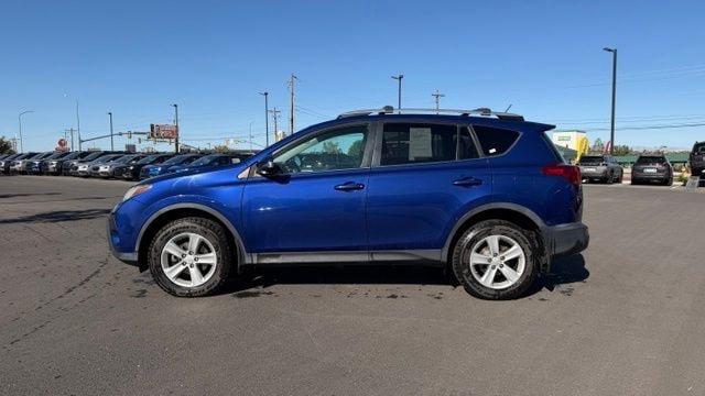 Used 2014 Toyota RAV4 XLE AWD/4WD image 4