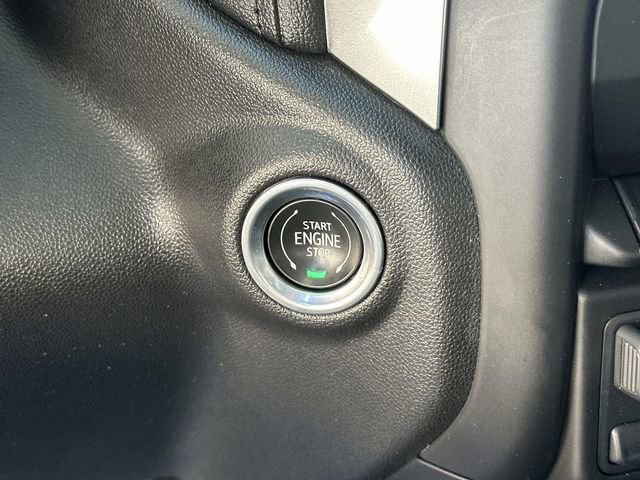 Used 2022 Chevrolet Silverado 2500 LT w/ Convenience Package image 15