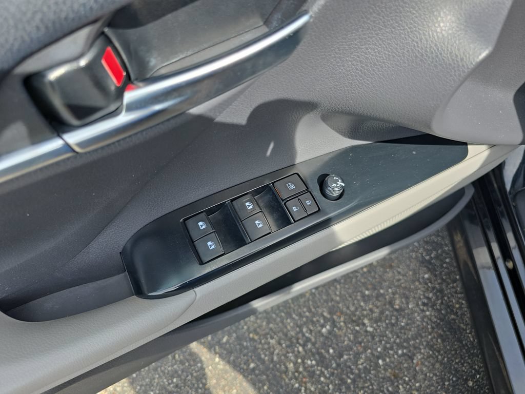Certified 2019 Toyota Camry LE FWD image 30