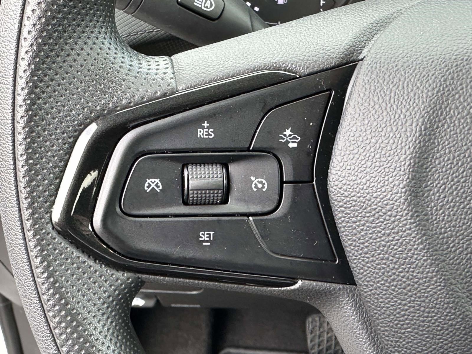 Certified 2023 Chevrolet TrailBlazer LT w/ Convenience Package image 16