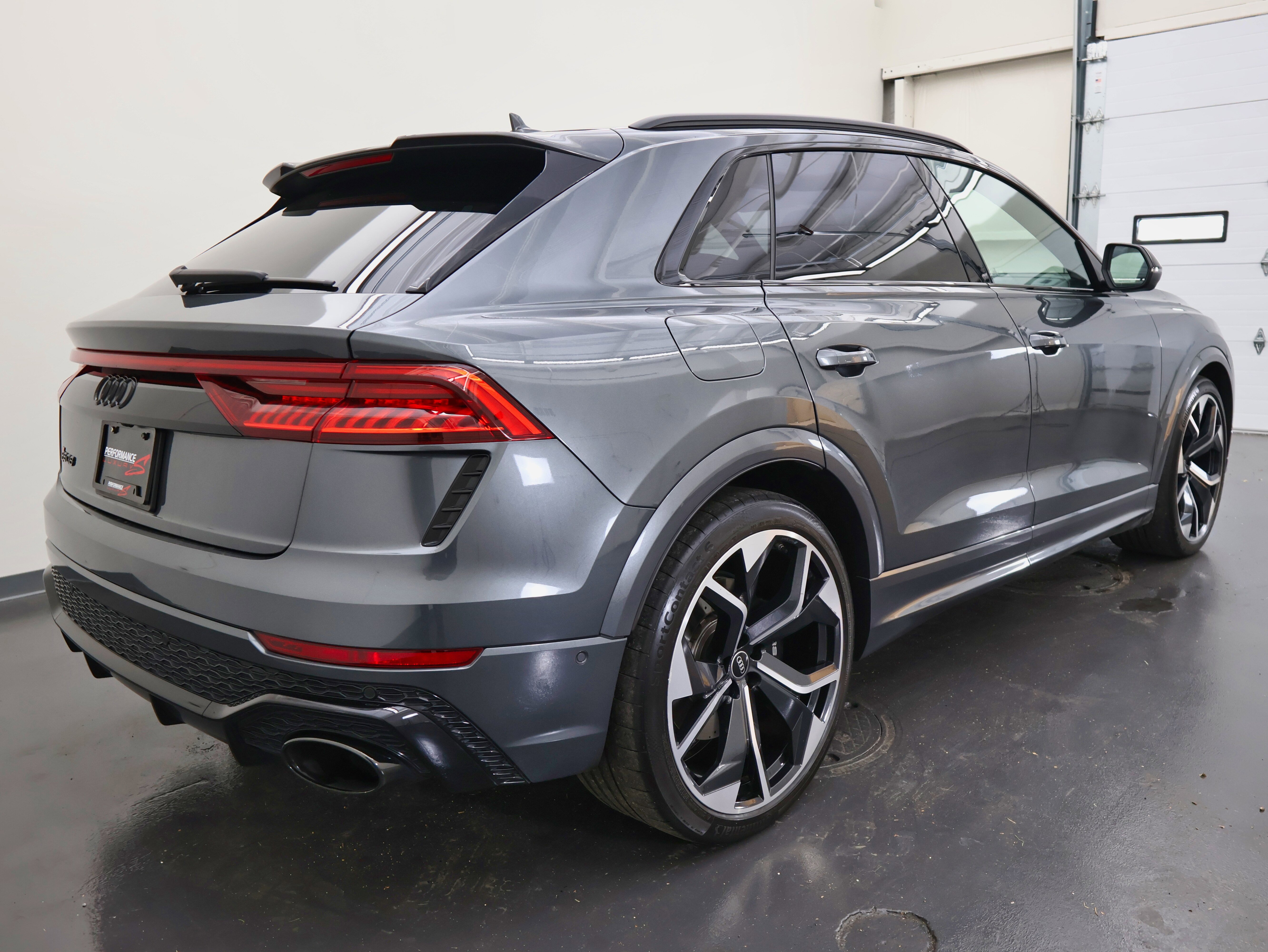 Used 2022 Audi RS Q8 w/ Black Optic Package image 3