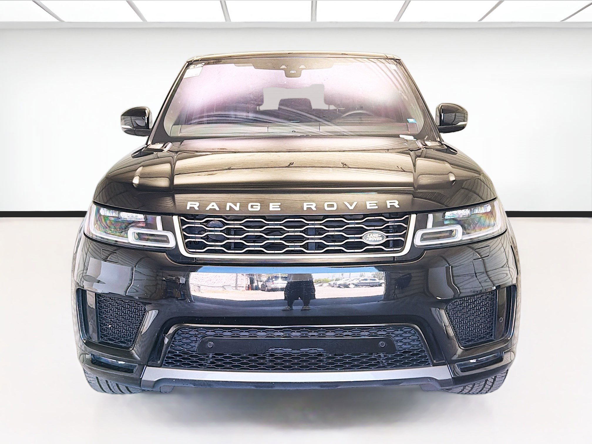 Used 2020 Land Rover Range Rover Sport HSE image 2