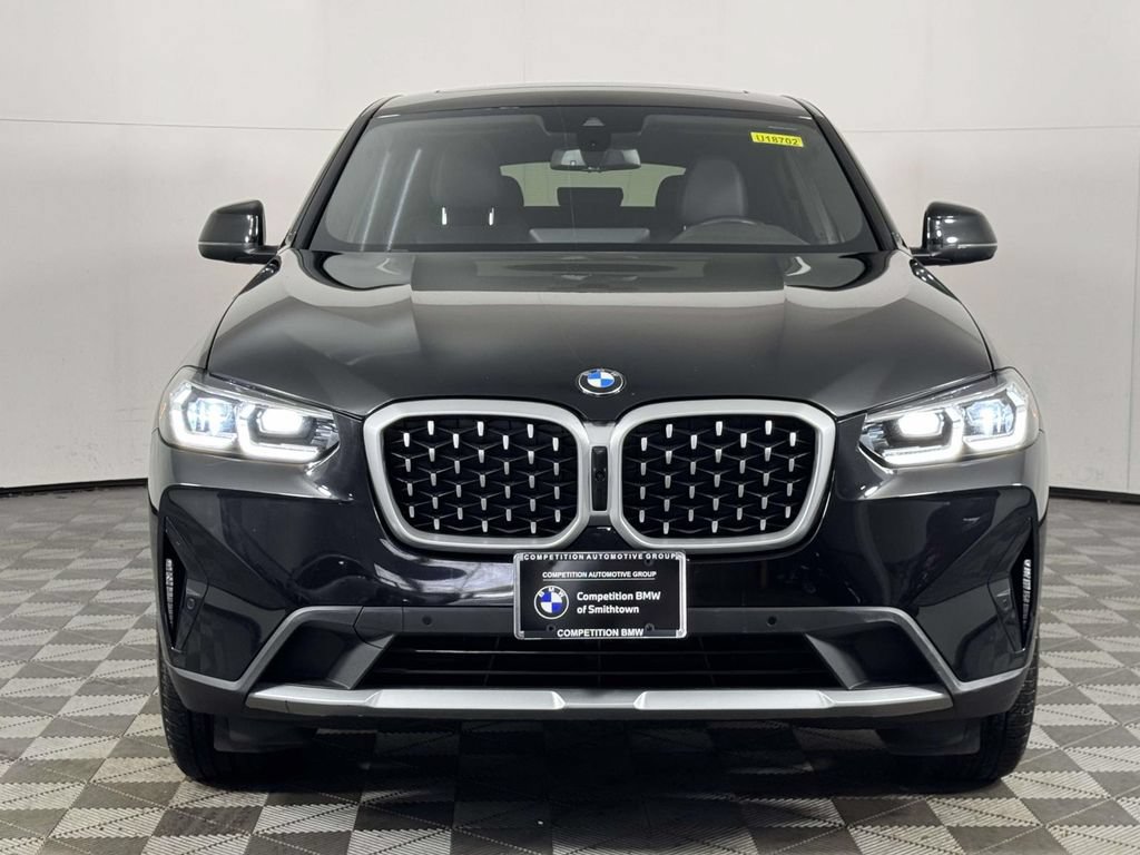 Used 2024 BMW X4 xDrive30i w/ Parking Assistance Package AWD/4WD image 6