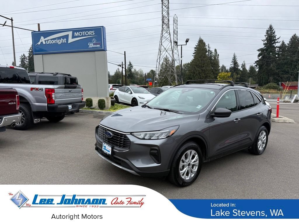 Used 2024 Ford Escape Active w/ Tech Pack #1