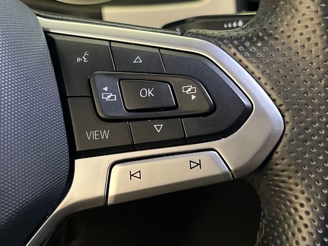 Certified 2021 Volkswagen Atlas Cross Sport SE w/ Panoramic Sunroof Package FWD image 22