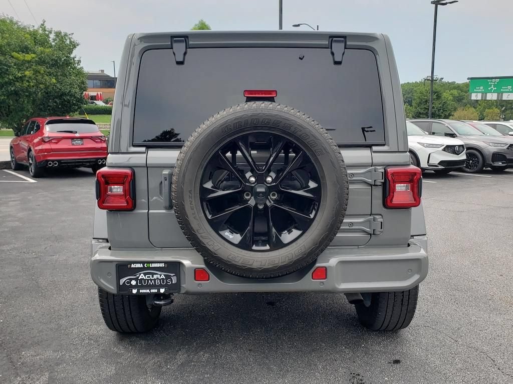 Used 2023 Jeep Wrangler Unlimited Sahara AWD/4WD image 8
