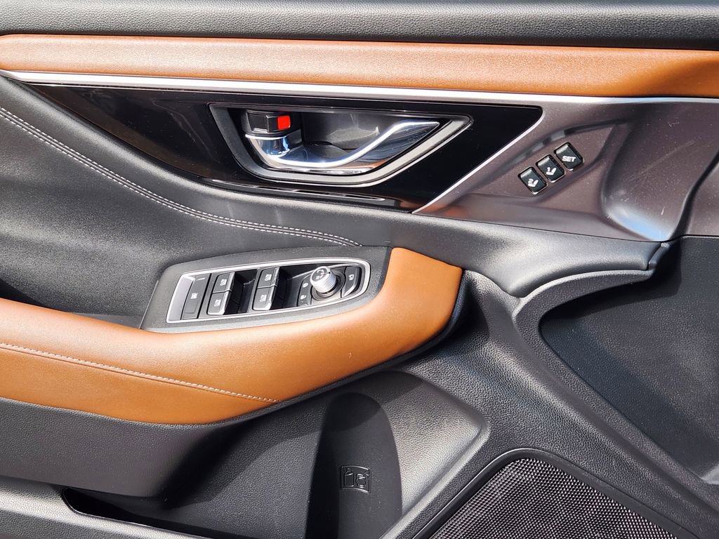 Used 2023 Subaru Outback Touring XT image 12