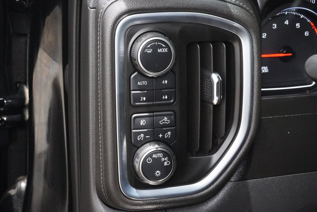 Used 2021 Chevrolet Silverado 1500 LT Trail Boss w/ Bed Protection Package AWD/4WD image 24