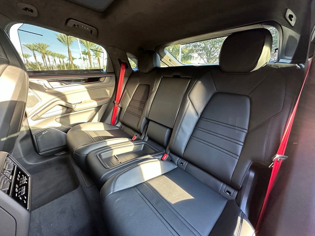 Used 2026 Porsche Cayenne GTS image 36
