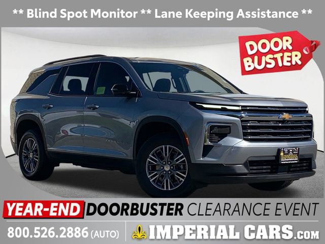 Used 2024 Chevrolet Traverse LT