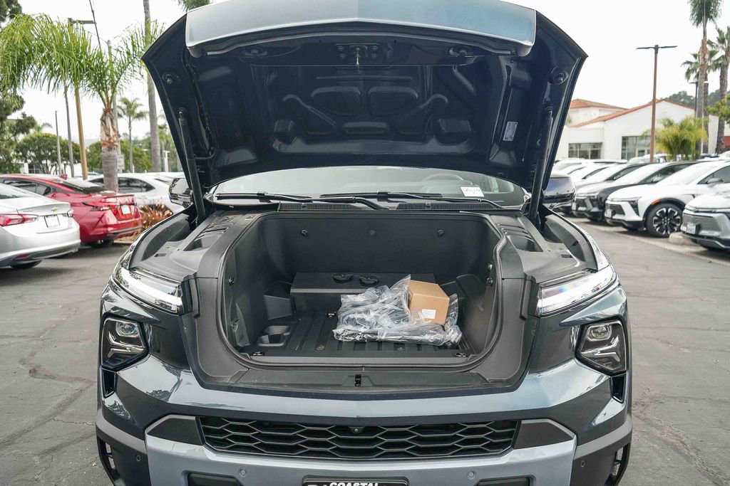 Used 2026 Chevrolet Silverado EV LT w/ Plus Package AWD/4WD image 27