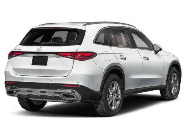 Used 2026 Mercedes-Benz GLC 300 4MATIC image 2