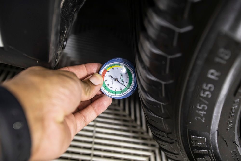 Used 2021 Tesla Model Y Performance AWD/4WD image 42