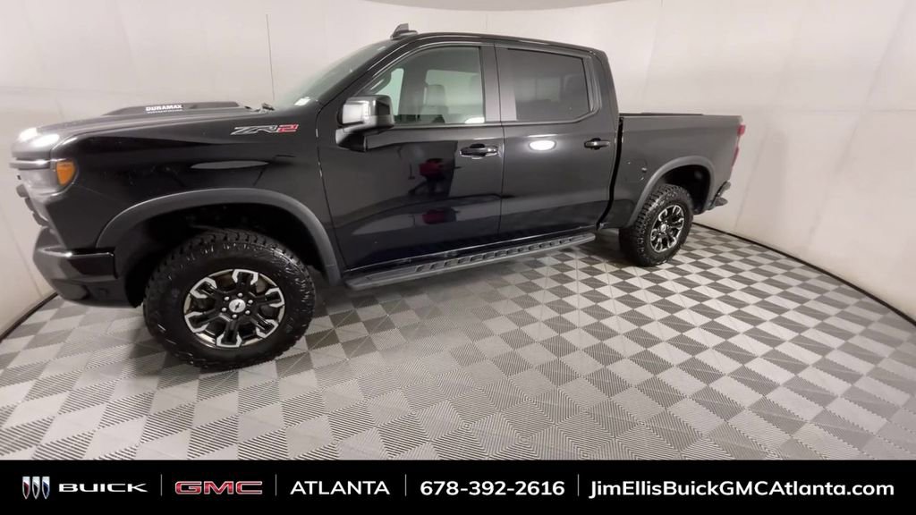 Used 2024 Chevrolet Silverado 1500 ZR2 image 4