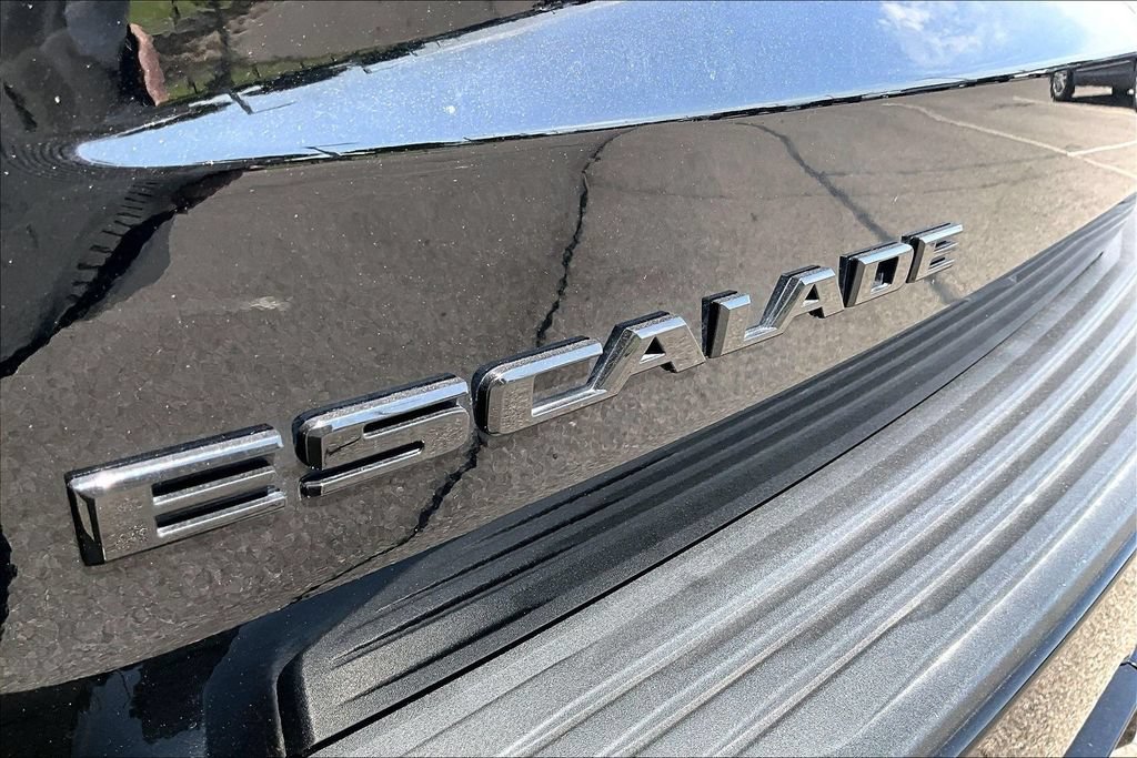 Used 2023 Cadillac Escalade ESV Sport Platinum w/ LPO, ONYX Package AWD/4WD image 34