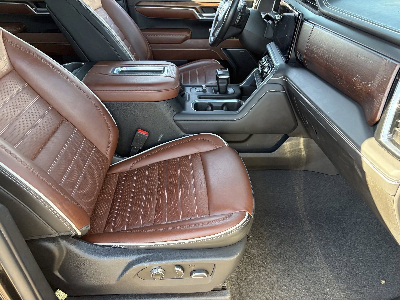 Certified 2022 GMC Sierra 1500 Denali Ultimate AWD/4WD image 12