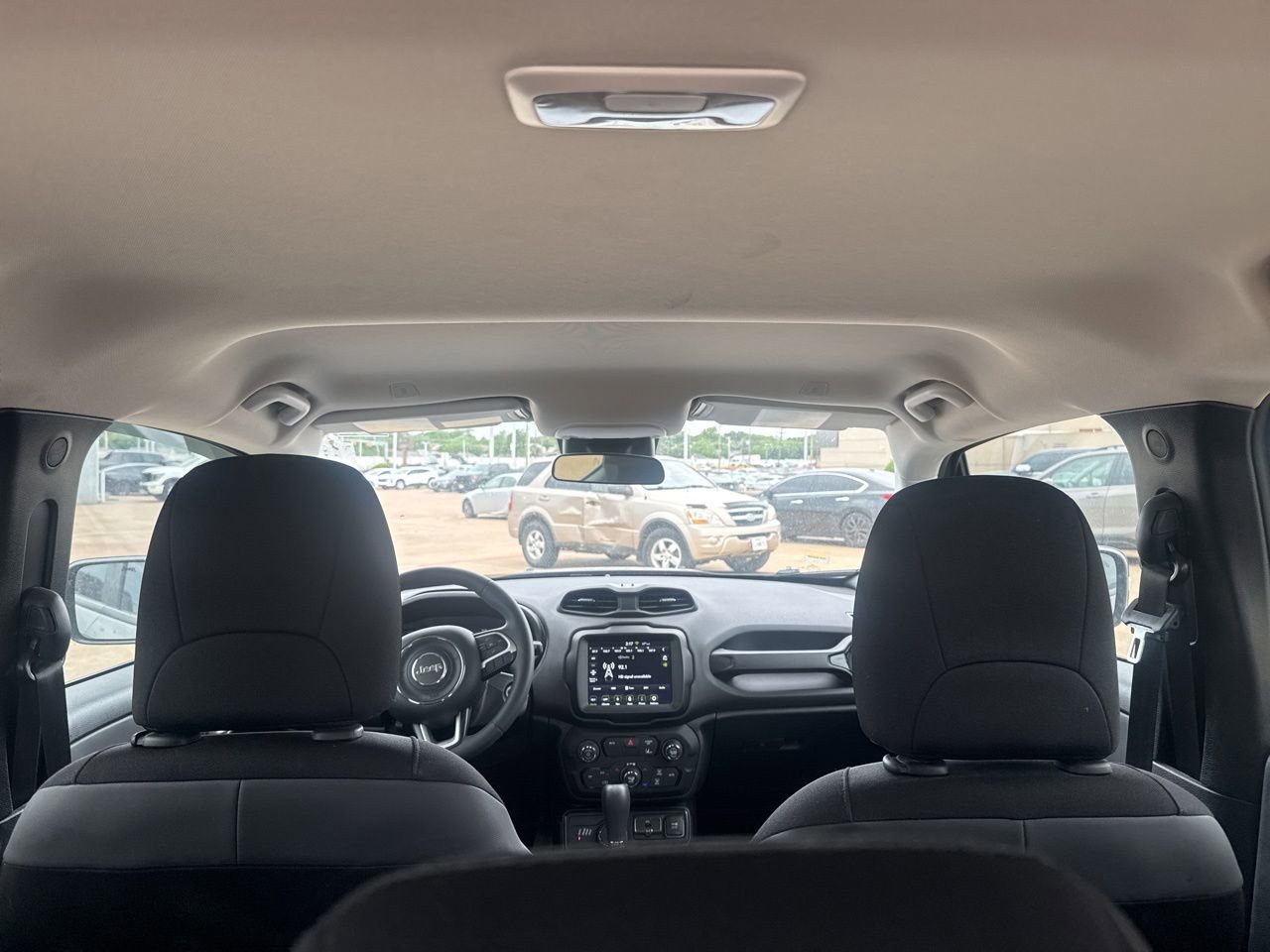 Used 2023 Jeep Renegade Altitude AWD/4WD image 29