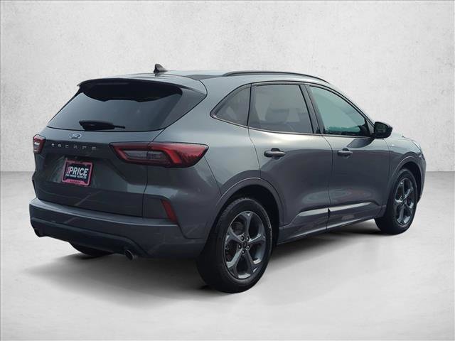 Used 2024 Ford Escape ST-Line w/ Cold Weather Package image 5