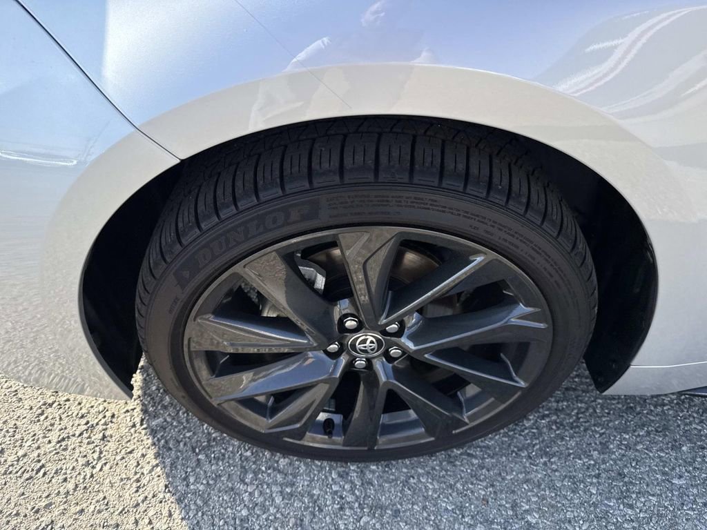 Used 2025 Toyota Corolla SE image 11