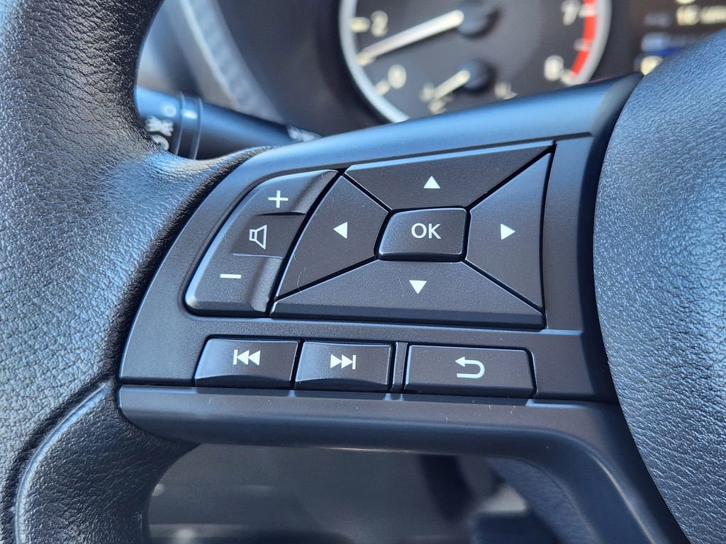 Used 2025 Nissan Sentra S image 18