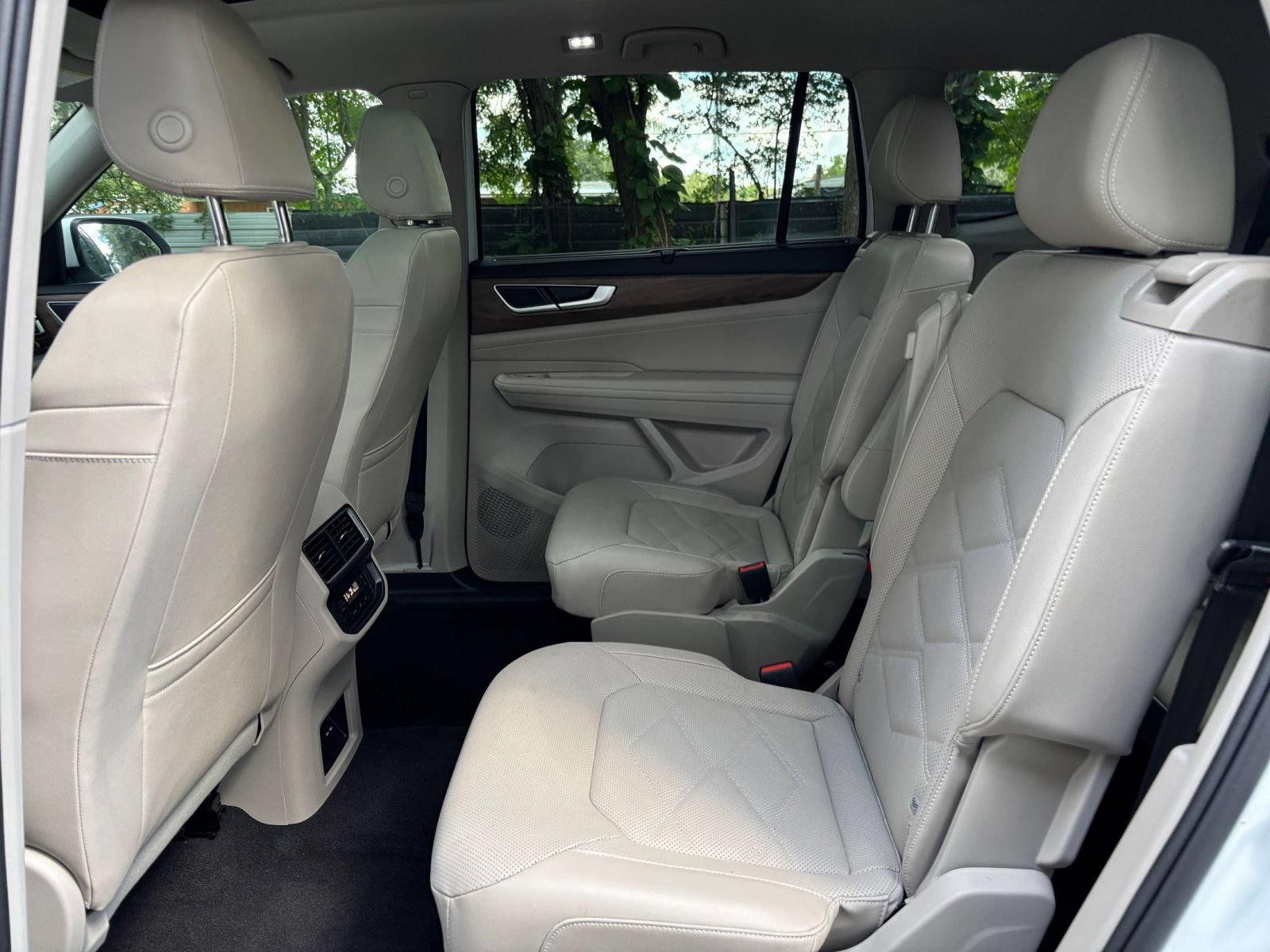 Used 2026 Volkswagen Atlas SE FWD image 42