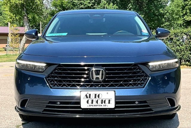 Used 2023 Honda Accord EX-L image 2