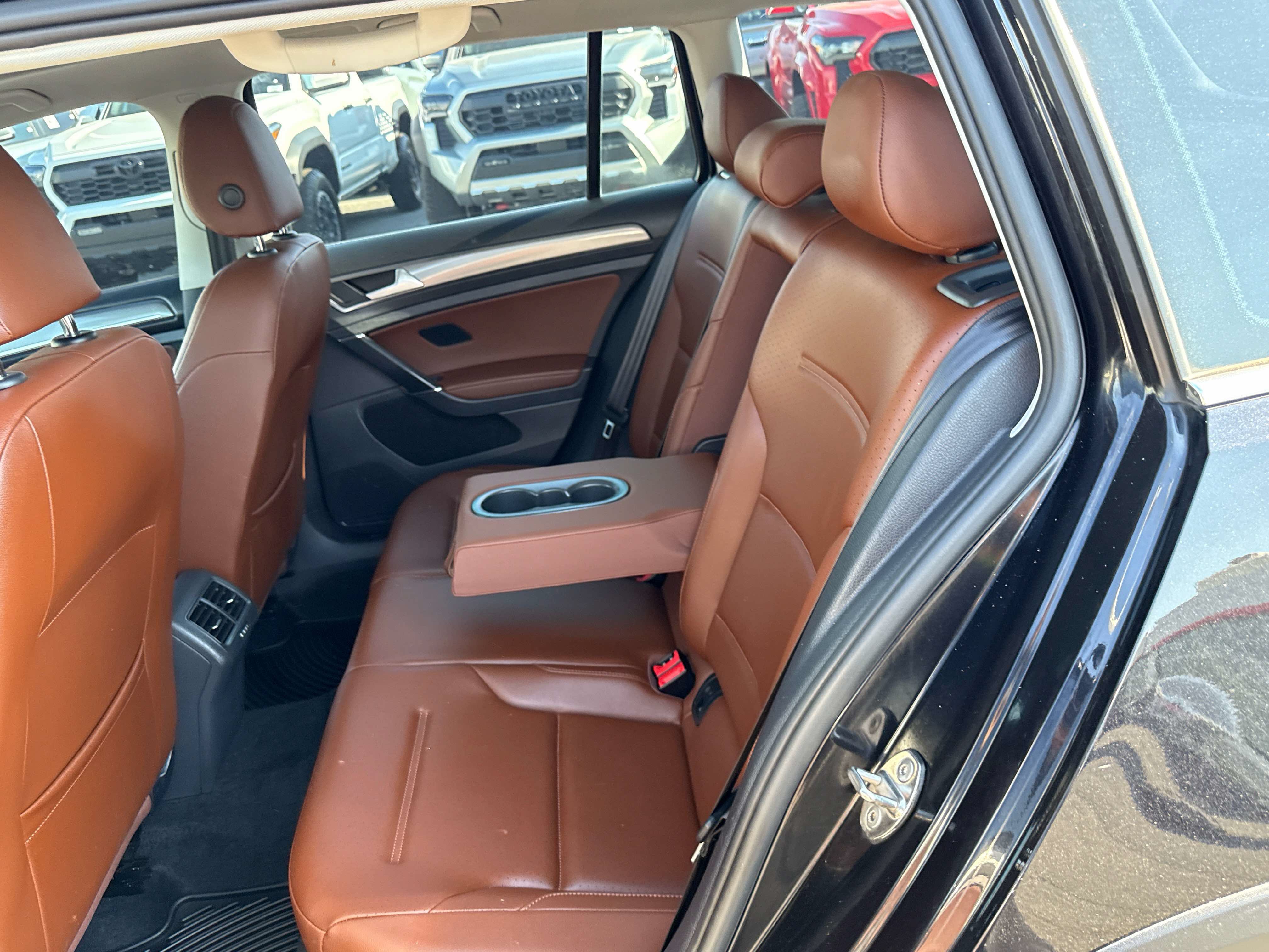 Used 2019 Volkswagen Golf Alltrack SE AWD/4WD image 13