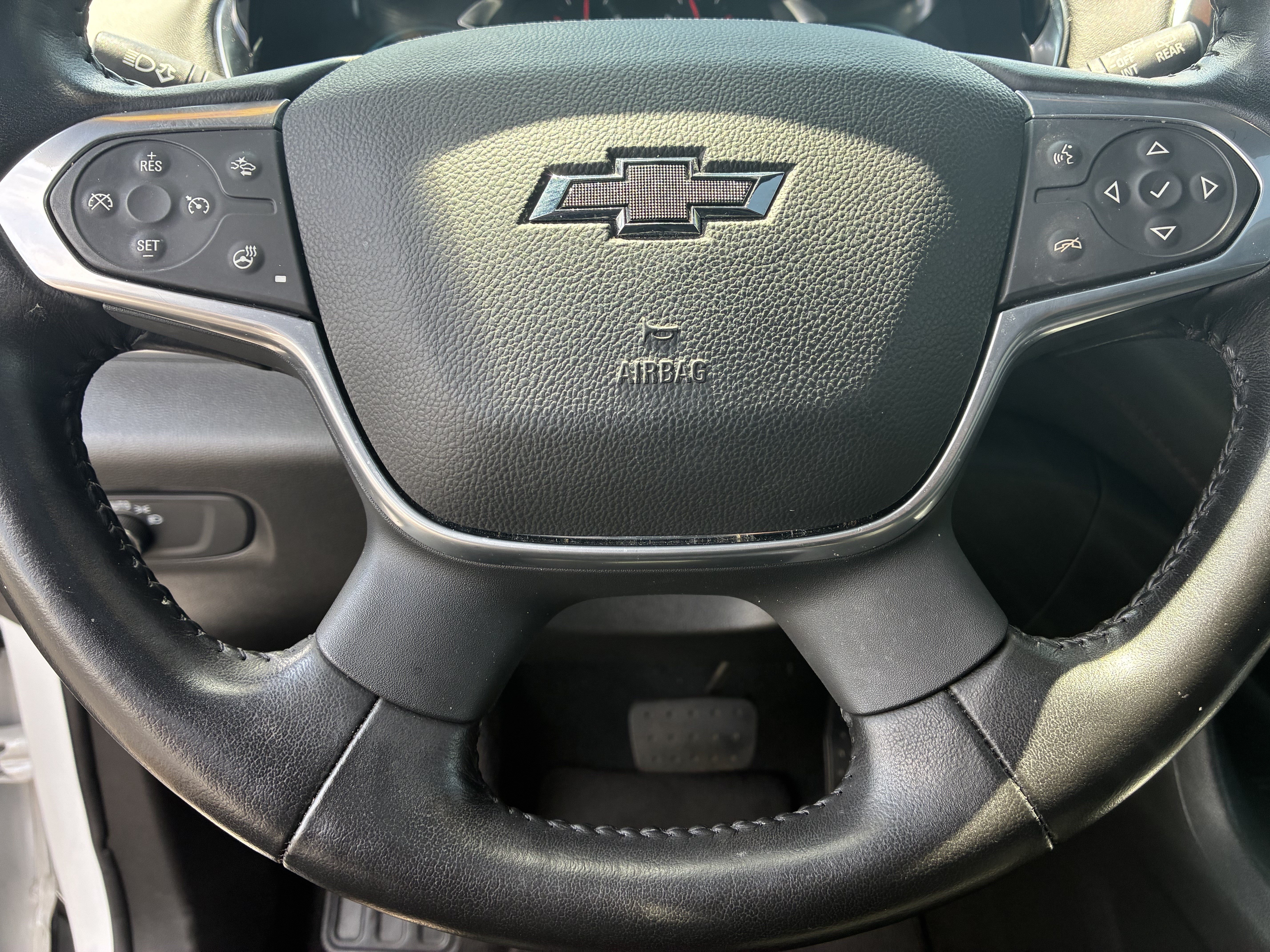 Used 2022 Chevrolet Traverse RS AWD/4WD image 30